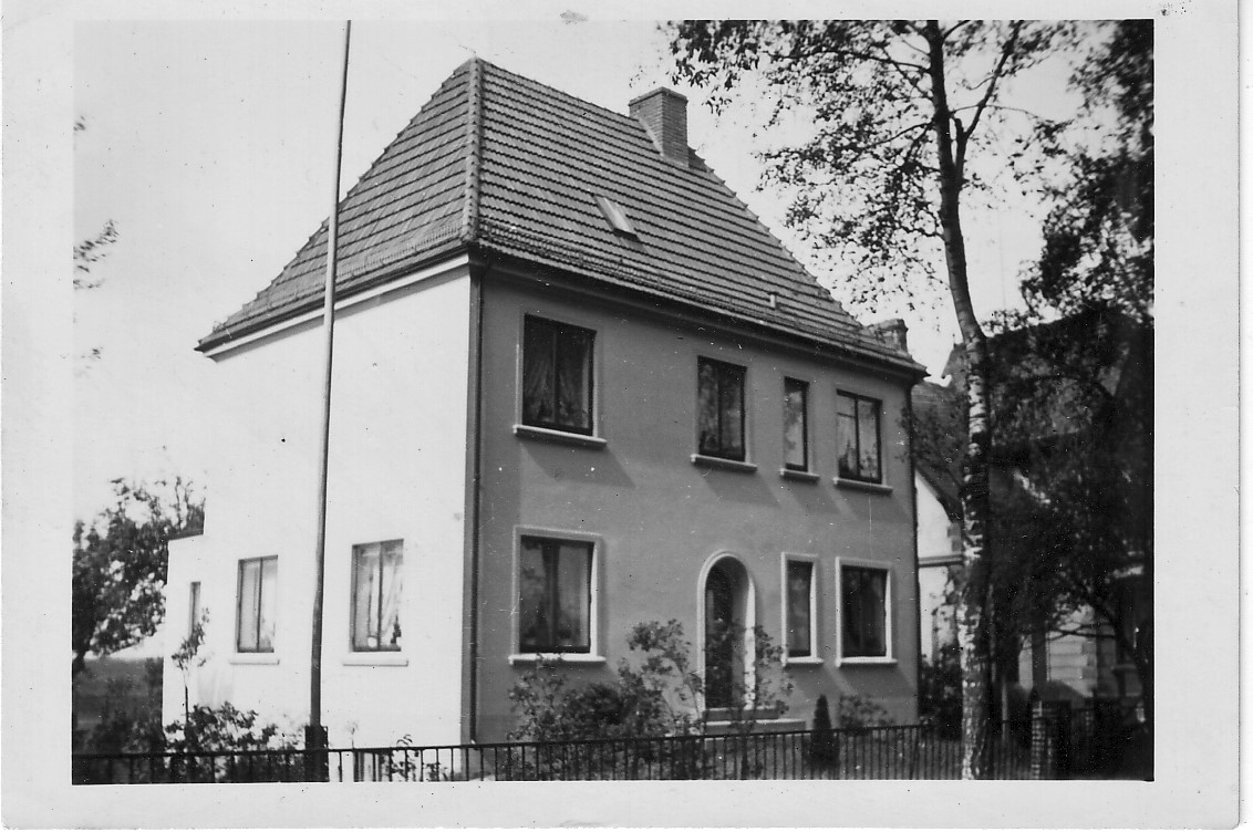 Haus an der Oslebshauser Heerstraße 240 (früher Grambker Heerstraße 23)